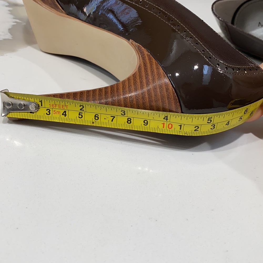 Marc Fisher Vica Oxford Style Pumps - Picture 11 of 11